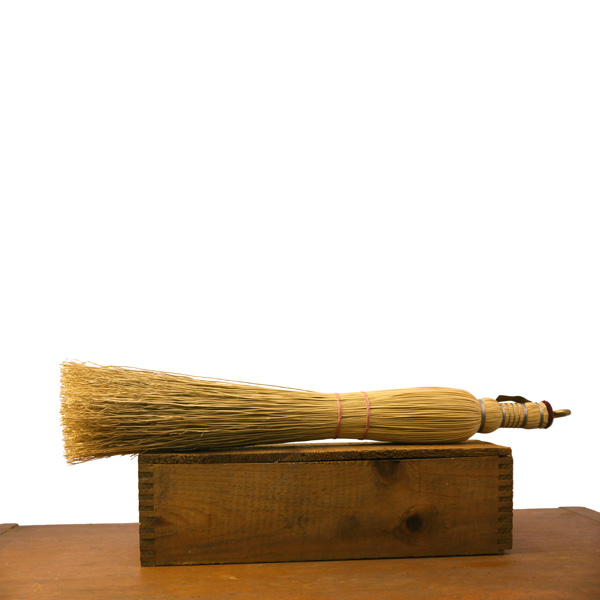 Shaker Style Canterbury Tailor Brush